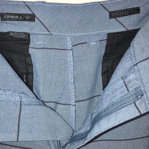 O'Neill Men's Blue Striped Relaxed Fit Flat Front Chino Shorts - Picture 5 of 6